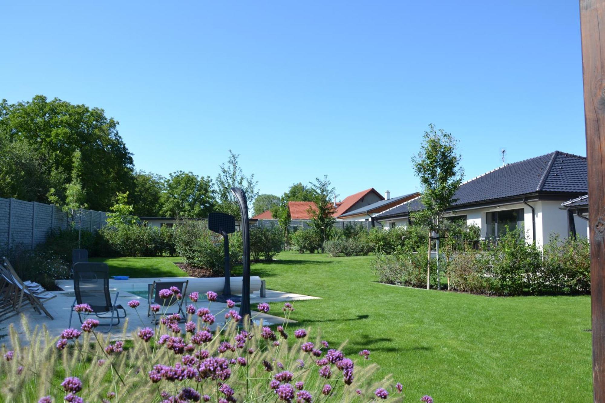 Apartmany U Polanskych Bulhary Exteriör bild